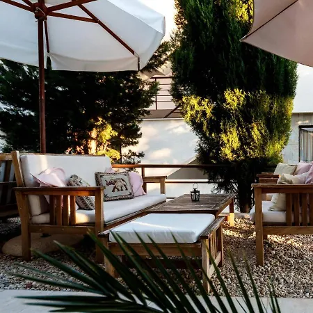 Apartmán Seaside 2 Bedroom With Balcony For 4-5 Pax *